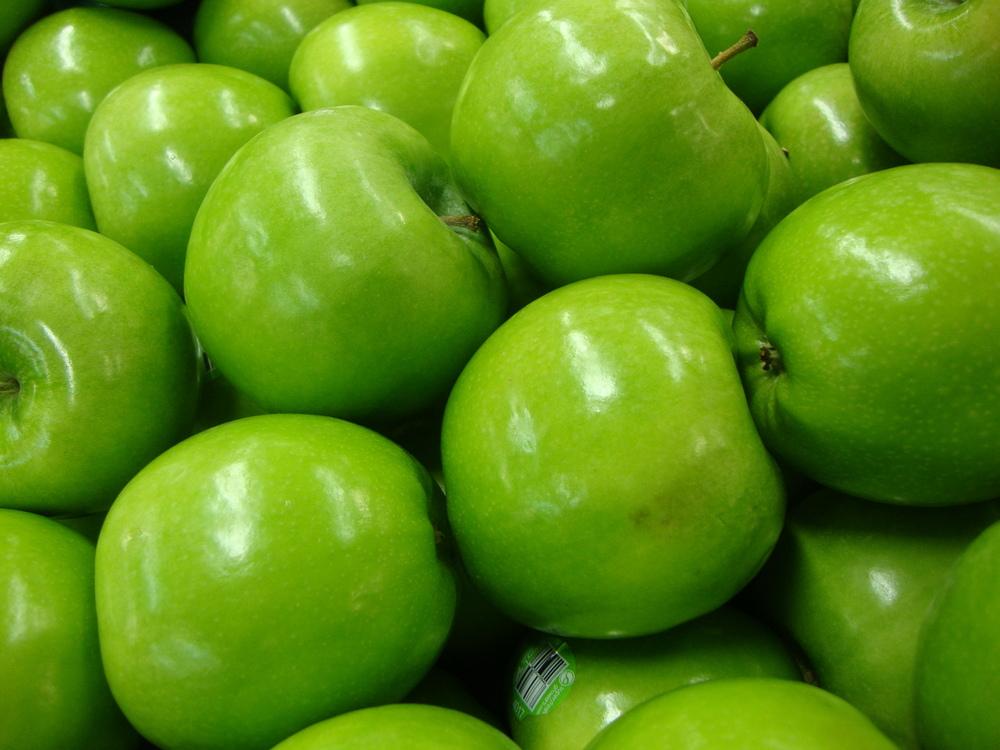 Photo of Apple (Malus domestica 'Granny Smith') uploaded by Paul2032